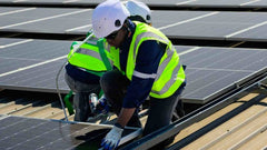 Solaire au SĂ©nĂ©gal : fin des âClasse Aâ, invasion des marques chinoises â pourquoi NRJSOLAIRE est le repĂšre