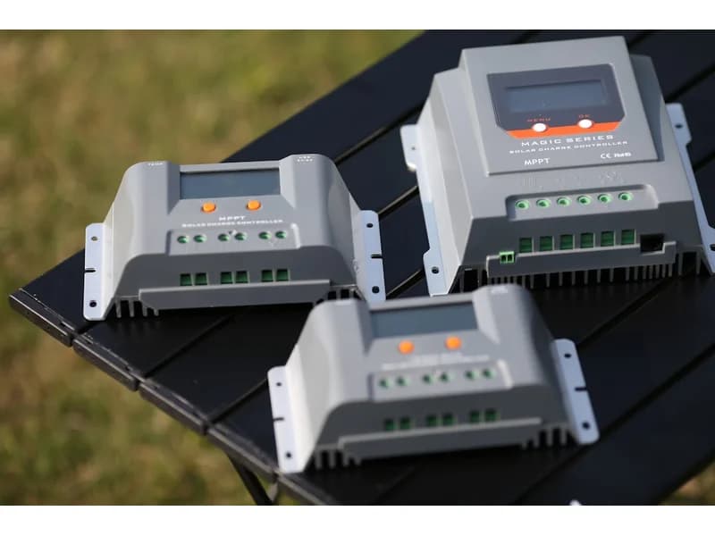 Onduleur Hybride Felicity IVEM 6kVA 48V MPPT Gen II disponible au Sénégal – NRJSOLAIRE