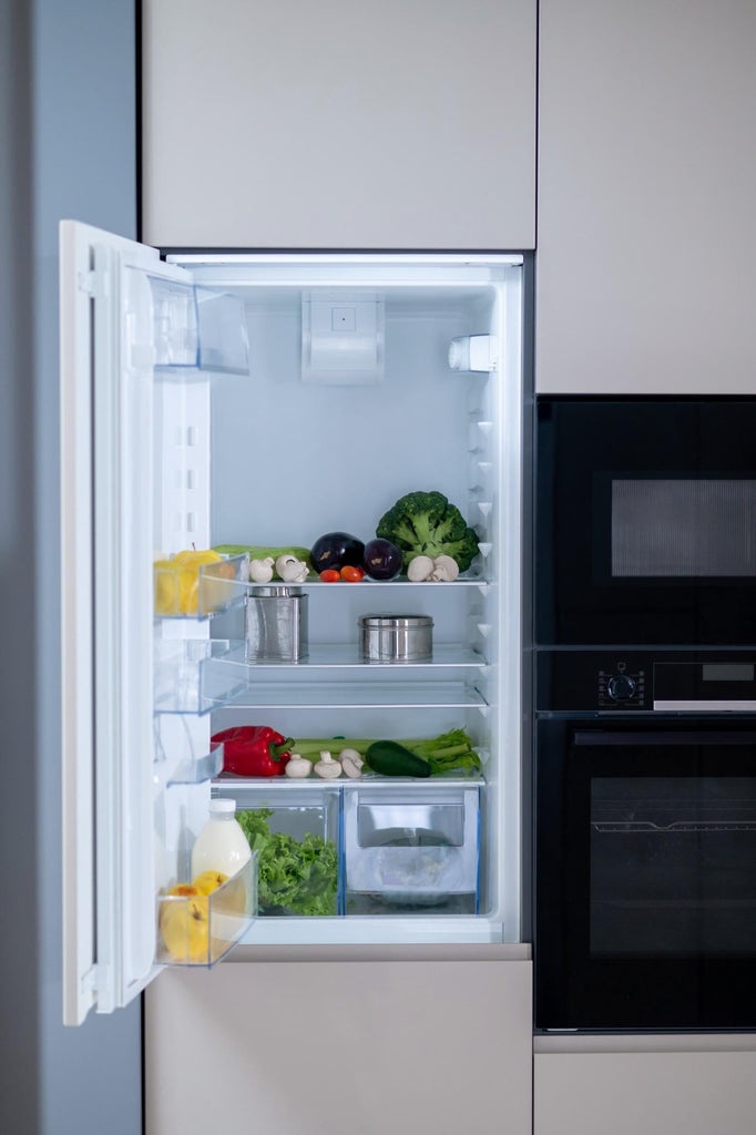 Un frigo consomme-t-il moins s’il est vide ou s’il est rempli ?
